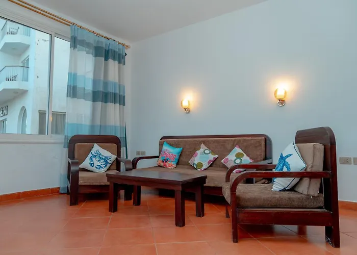Sea Life Apartments-hotel Gurdaka