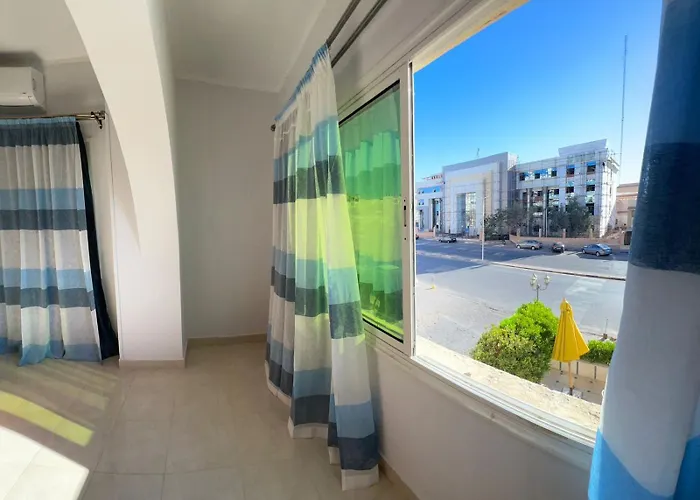 Sea Life Apartments-hotel