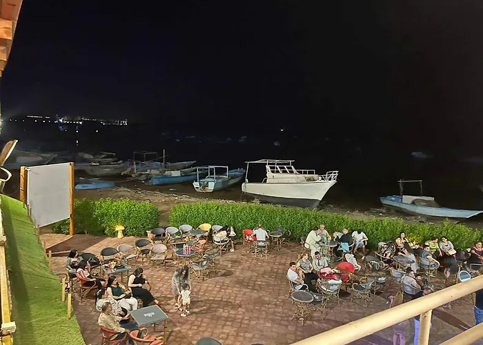 Sea Life Apartments-hotel 3*