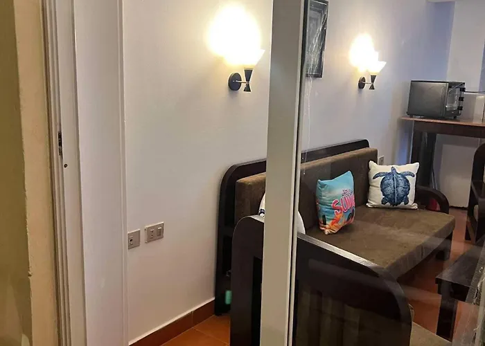 Sea Life Apartments-hotel 3*